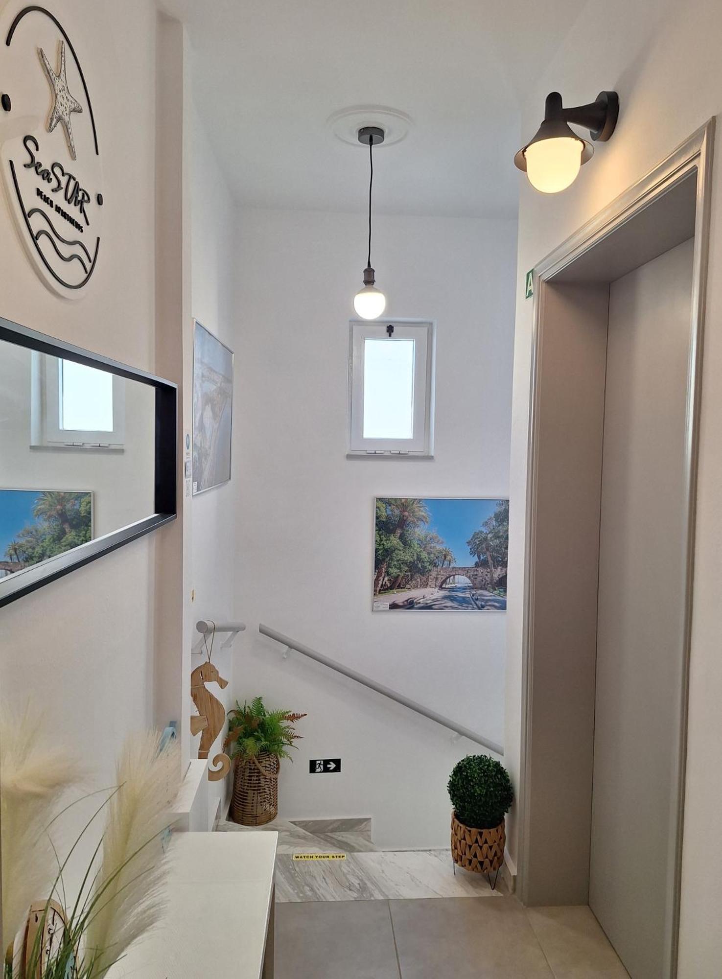Seastar Beach Apartments 科斯镇 外观 照片
